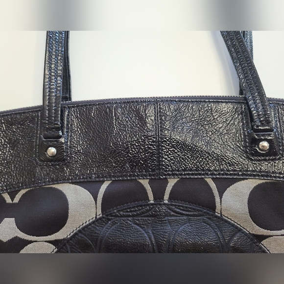 Coach Laura Signature Tote Black - Picture 9 of 11